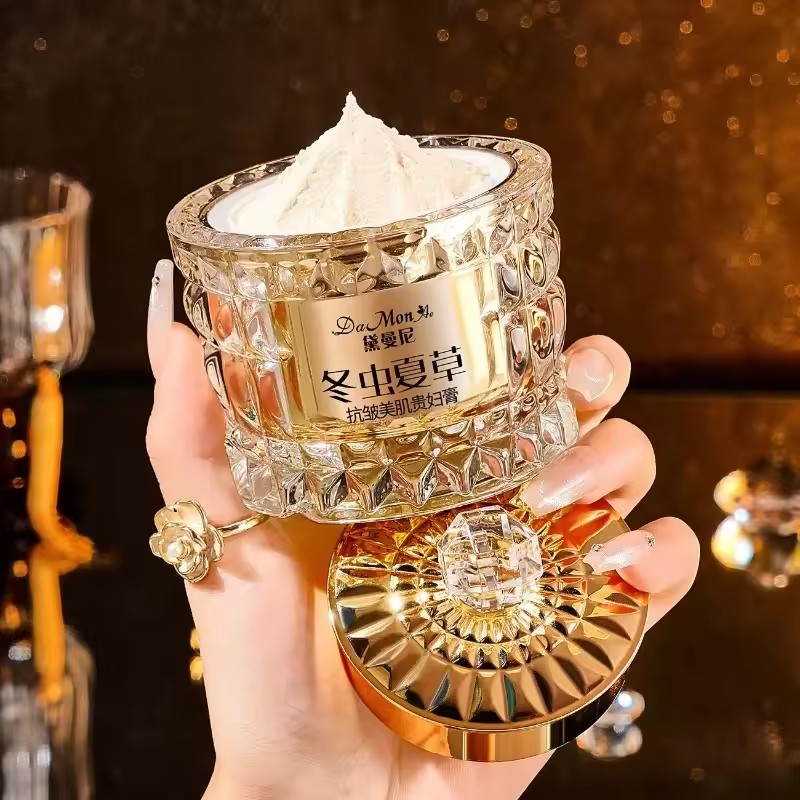Cordyceps Sinensis Luxury Nobl - đánh giá và giá Skincare Luxury Whitening