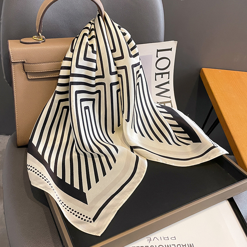 Luxury Brand Neckerchief Sprin - đánh giá và giá Luxury Skincare Headband