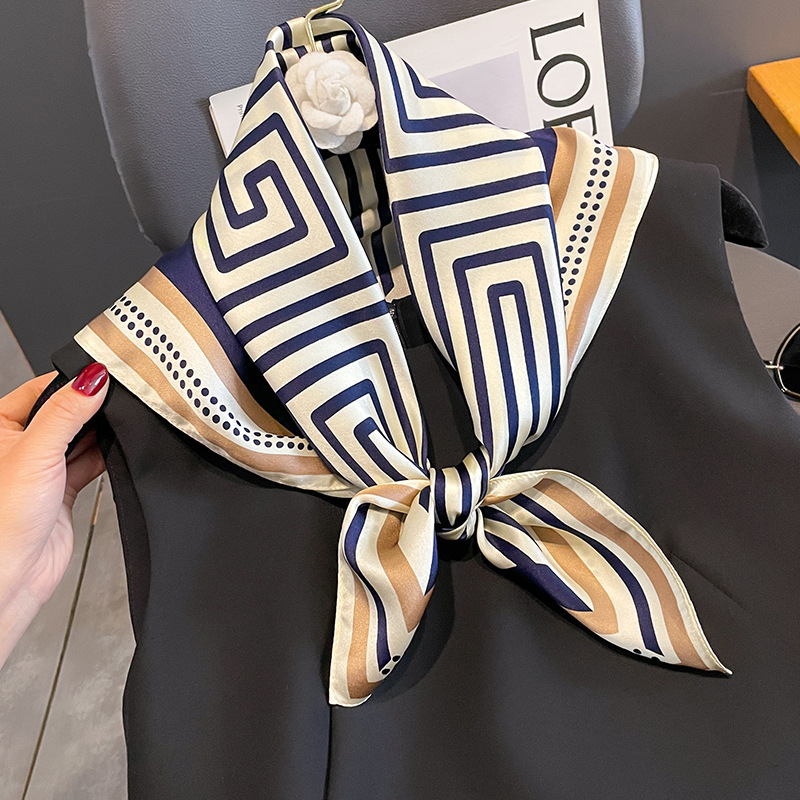 Luxury Brand Neckerchief Sprin - đánh giá và giá Luxury Skincare Headband