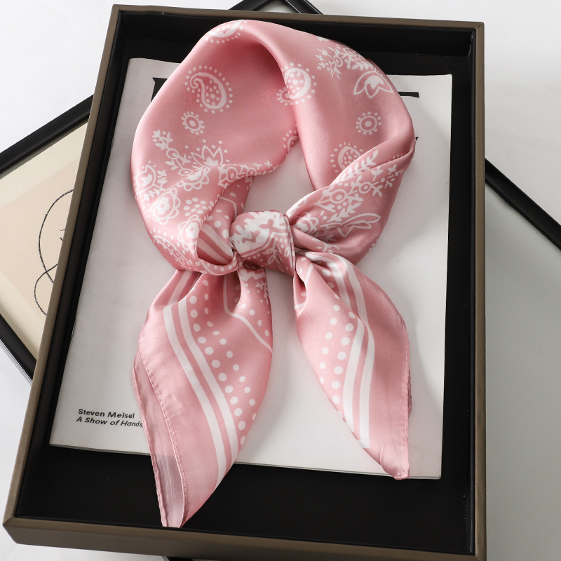 Luxury Brand Silk Square Paisl - đánh giá và giá Luxury Skincare Headband