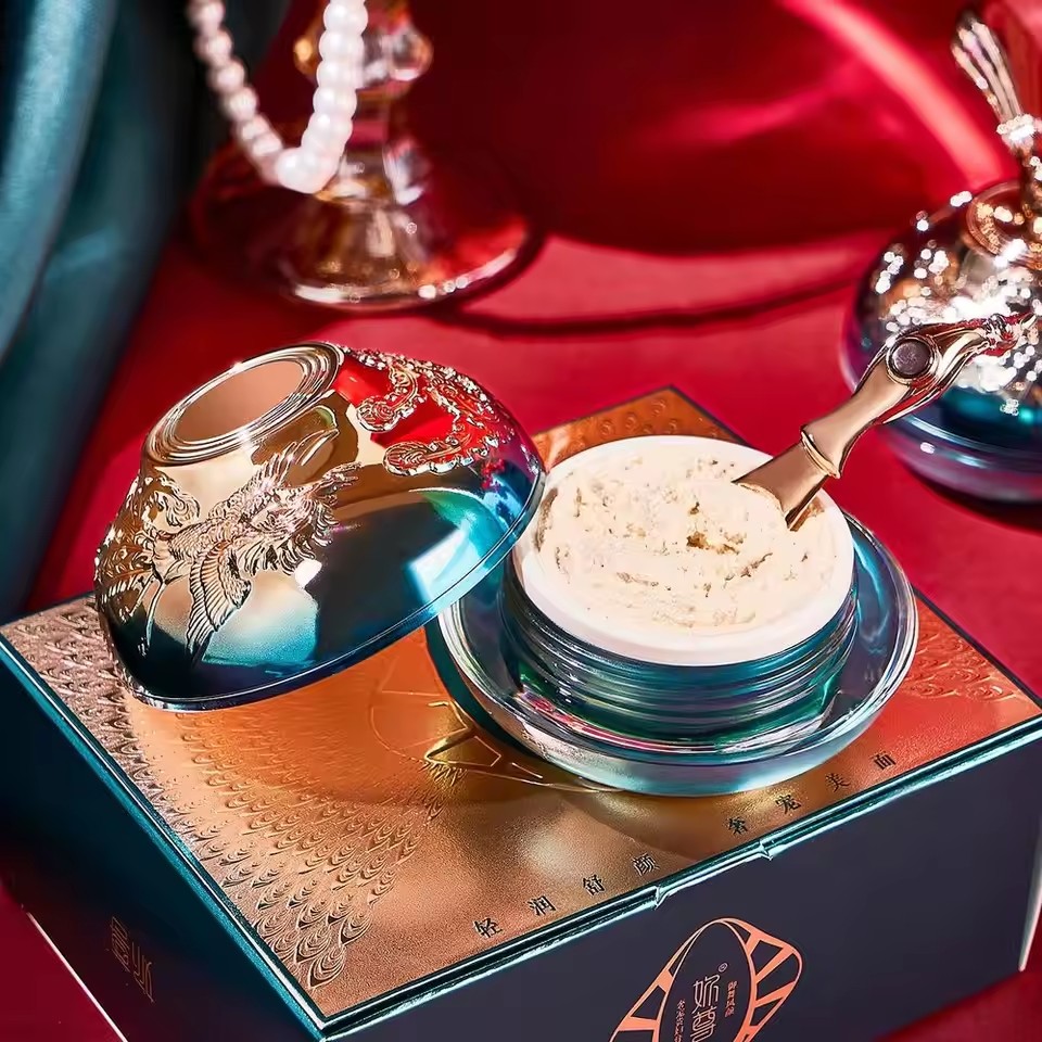 Luxury Noble Lady Cream Fairy  - đánh giá và giá Skincare Luxury Whitening